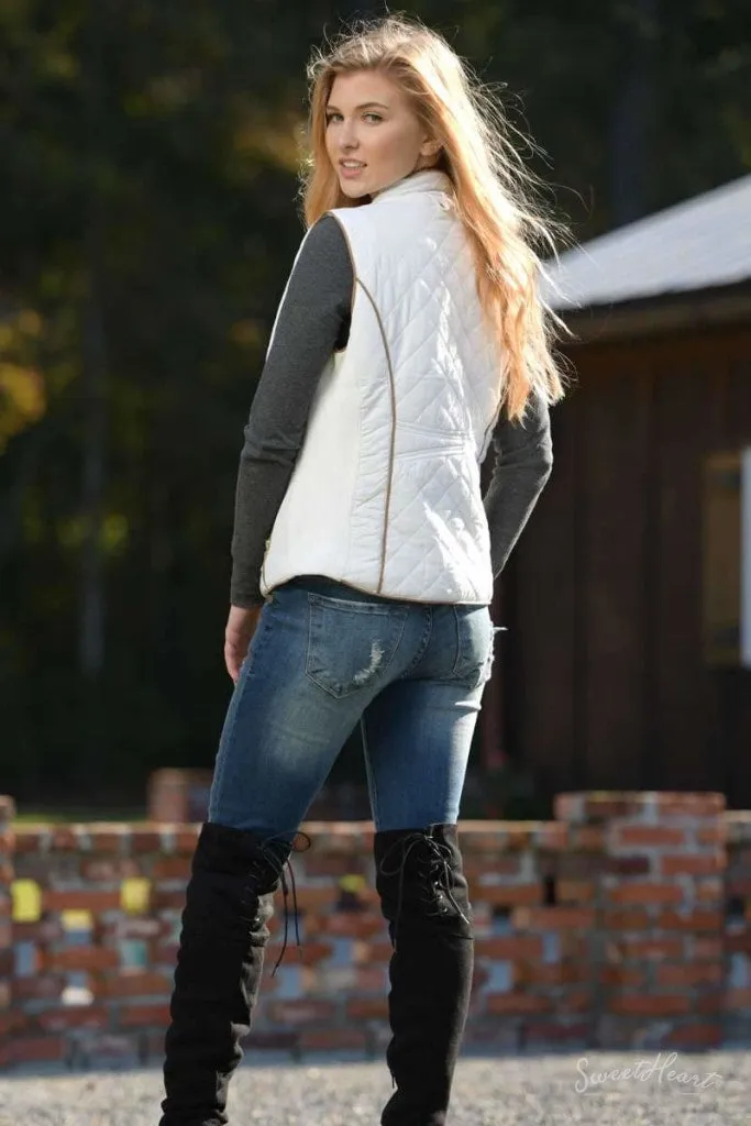 Hold Me Tight - Quilted Vest in Off White
