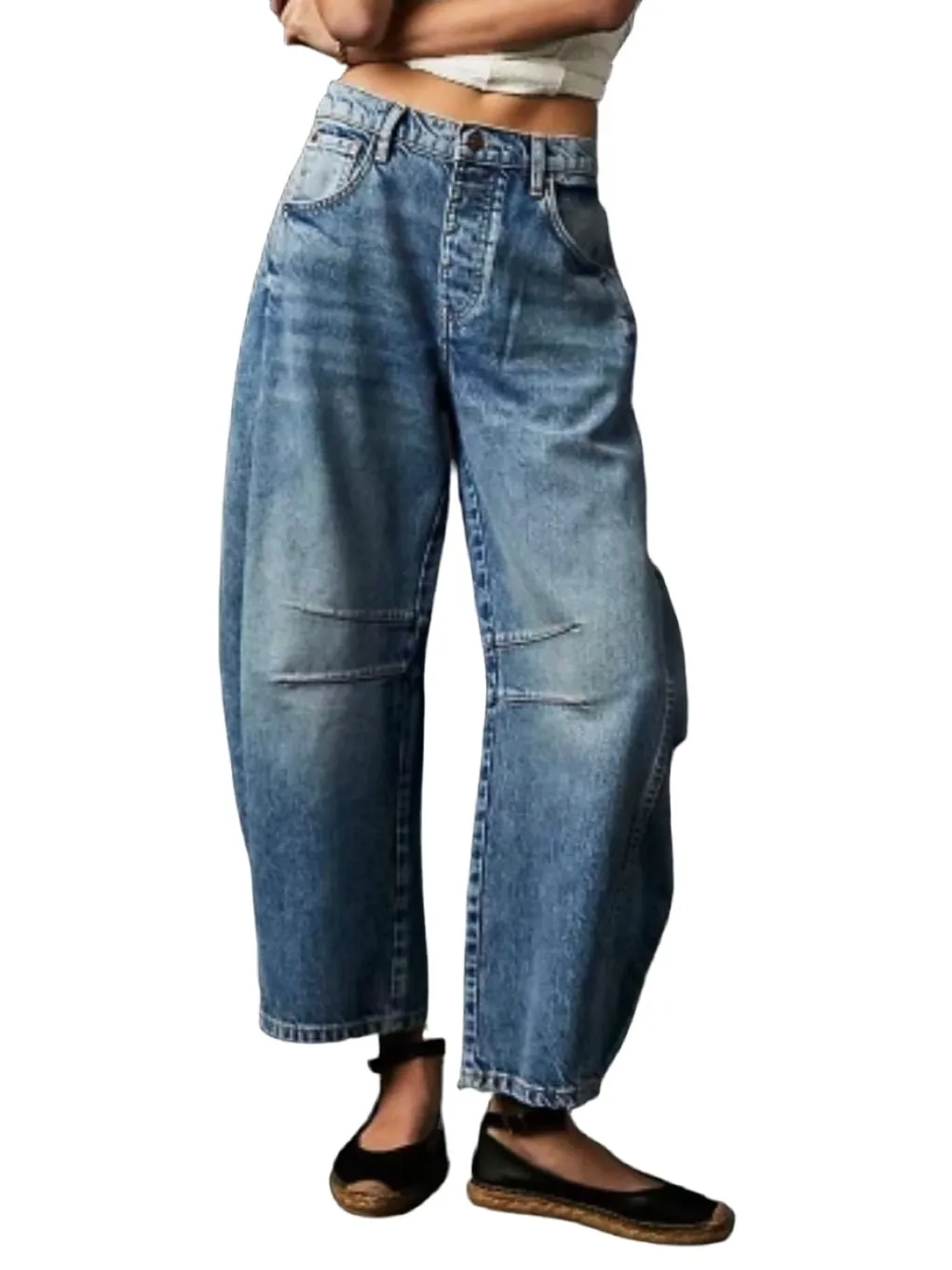 Oversized blue baggy jeans