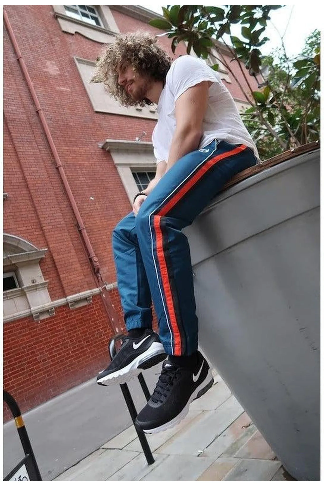 Sergio Tacchini Navy Jogging Bottoms