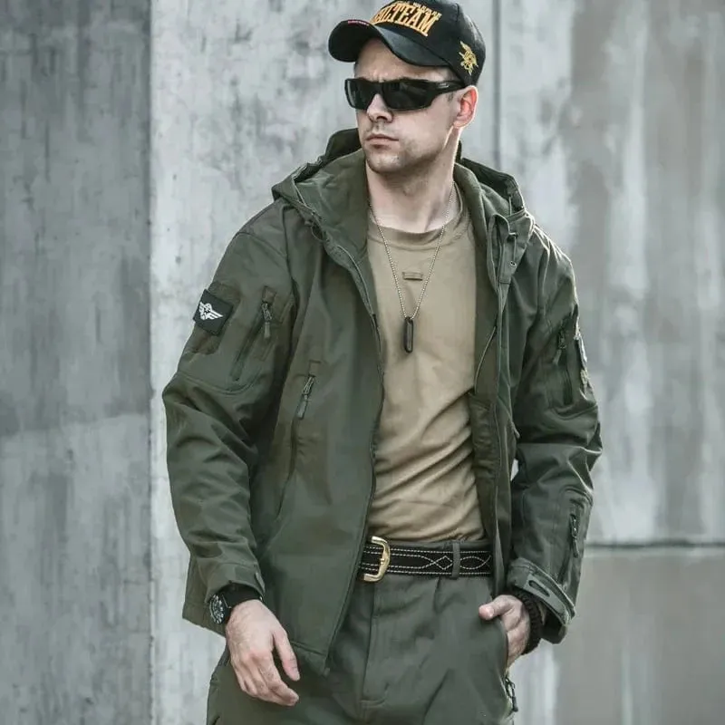 Soft Shell Jacket - Windbreaker / Fleece Lined